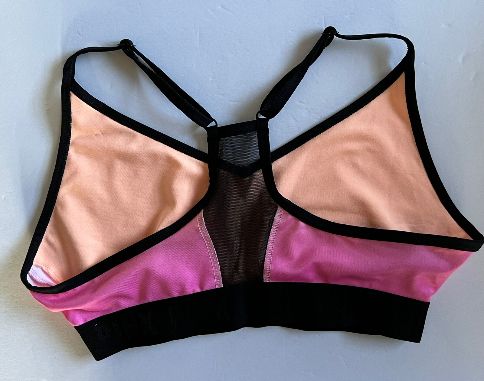 VICTORIA'S SECRET PINK SPORT Ultimate Lightly Lined Sports Bra Size S