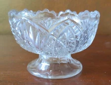 New Martinsville Madora Arrowhead 2 3/8” Large Salt Dip(s)