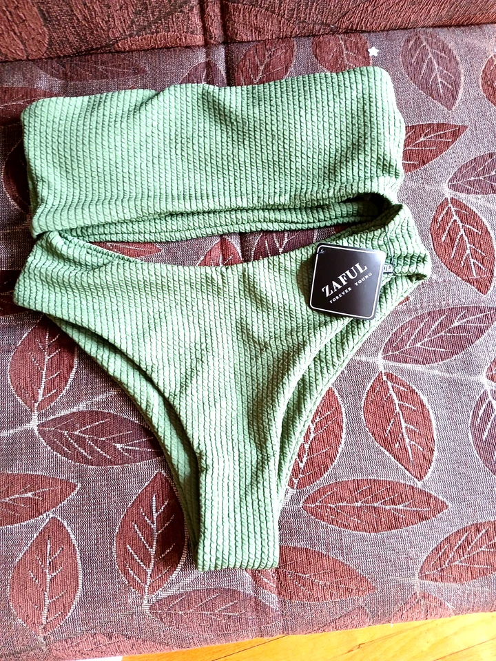 nuevo bikini zaful verde neón 2 piezas corte alto medioun brillante pleno sol verano Foto 4 de 4