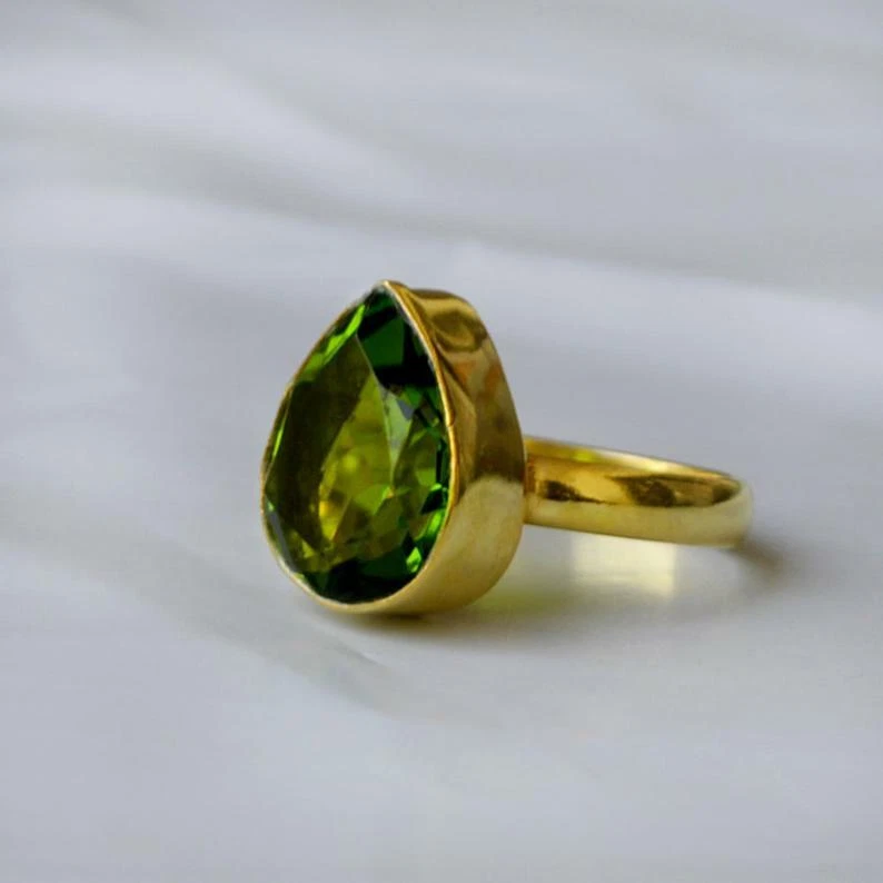Pear Cut Peridot Quartz Sterling Silver Yellow Gold Plated Handmade Gift Ring - Image 2 of 4