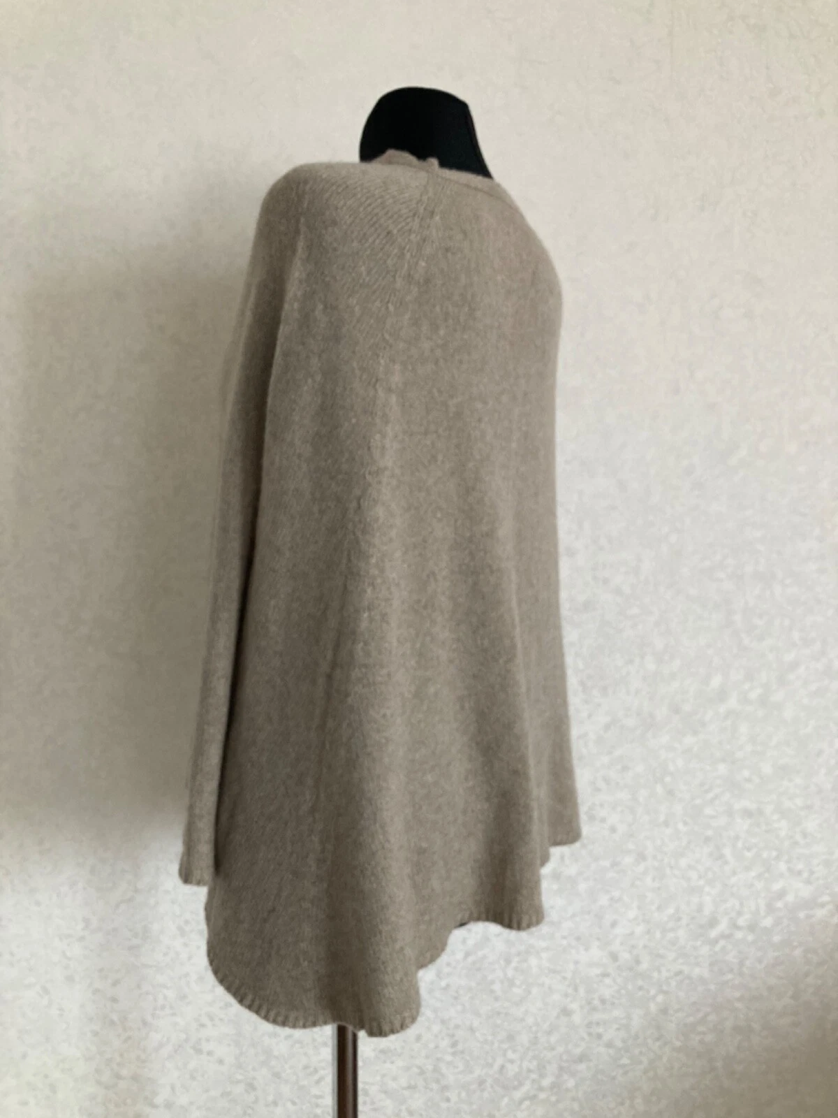 PINOTTI Pure Cashmere Natural Beige Cape, Poncho size ONE