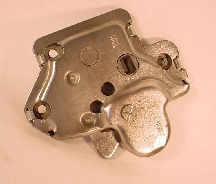 Used 1967 1973 Ford Mustang Mercury Cougar Trunk Latch Foto 2 de 2