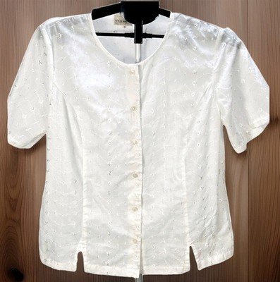 Women's Vermont Country Store Large Button Top White Floral Embroidered Romantic