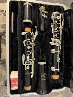 Vintage Bundy Clarinet In Case