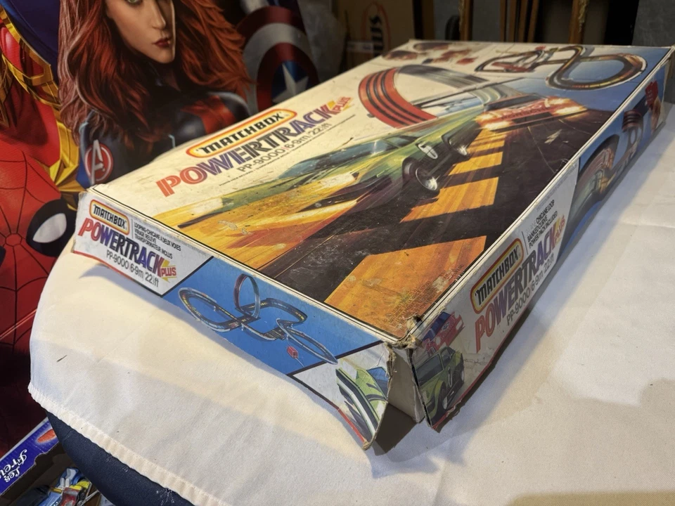 Matchbox Circuit 24 Powertrack Porsche 911  - Photo 3/4