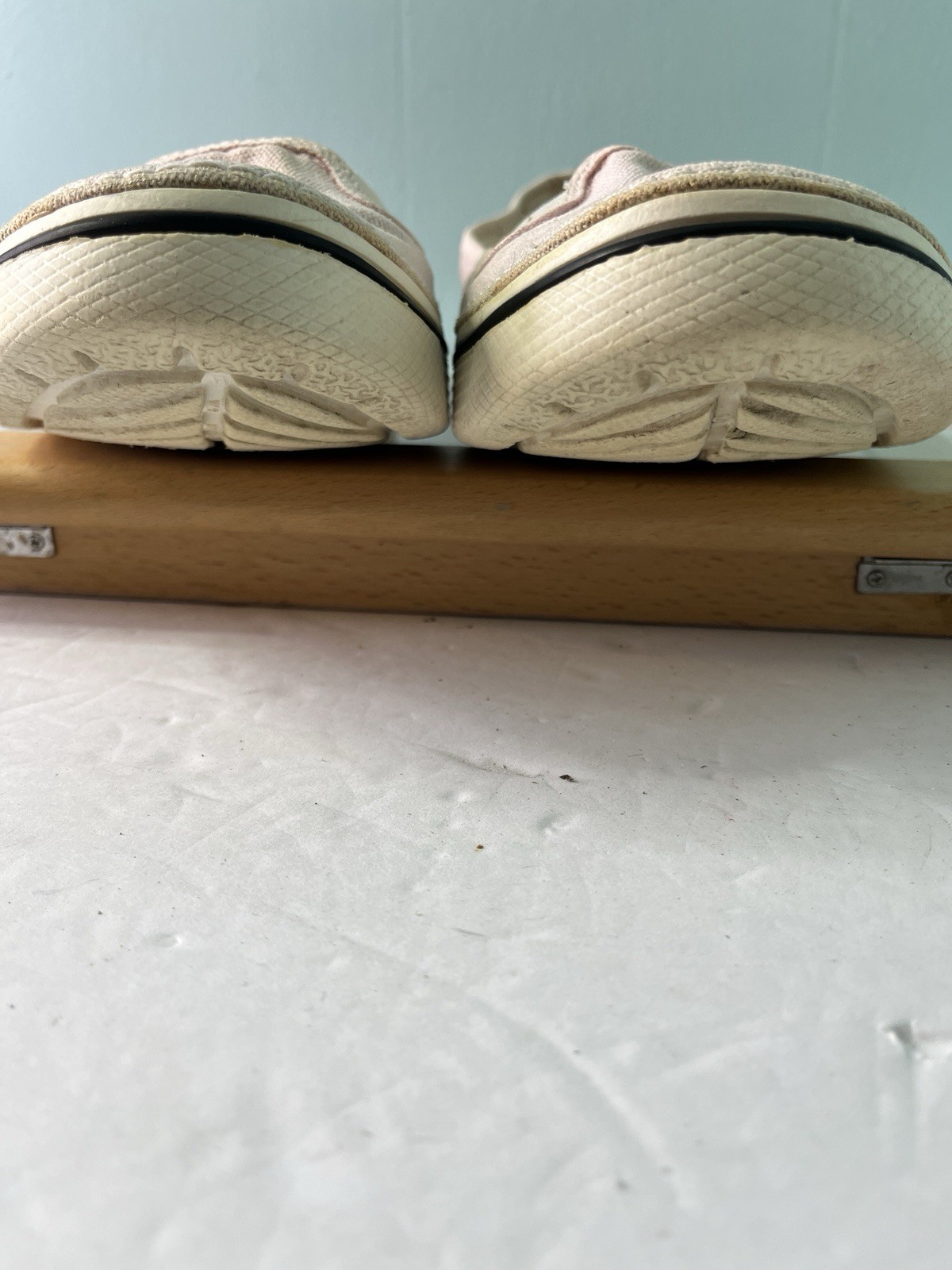 LOTTO Scarpe casual slip on Crocs rosa bianco taglia 9 tanta vita rimasta in esse