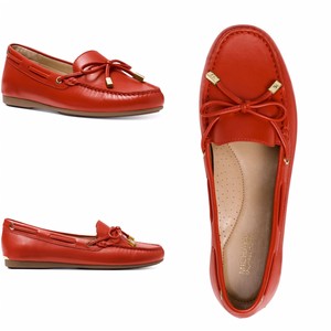 sutton leather moccasin