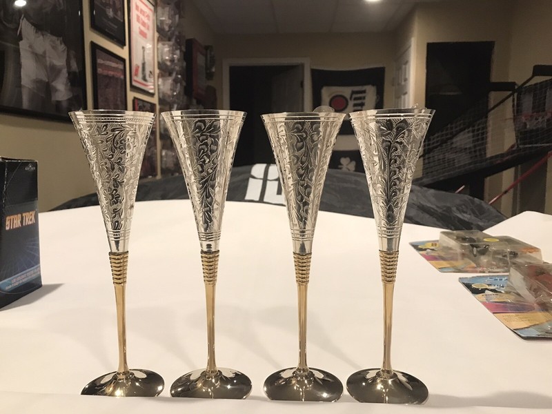 (4) Champagne Glasses Etched Silver Colored Tops / Gold colored bases