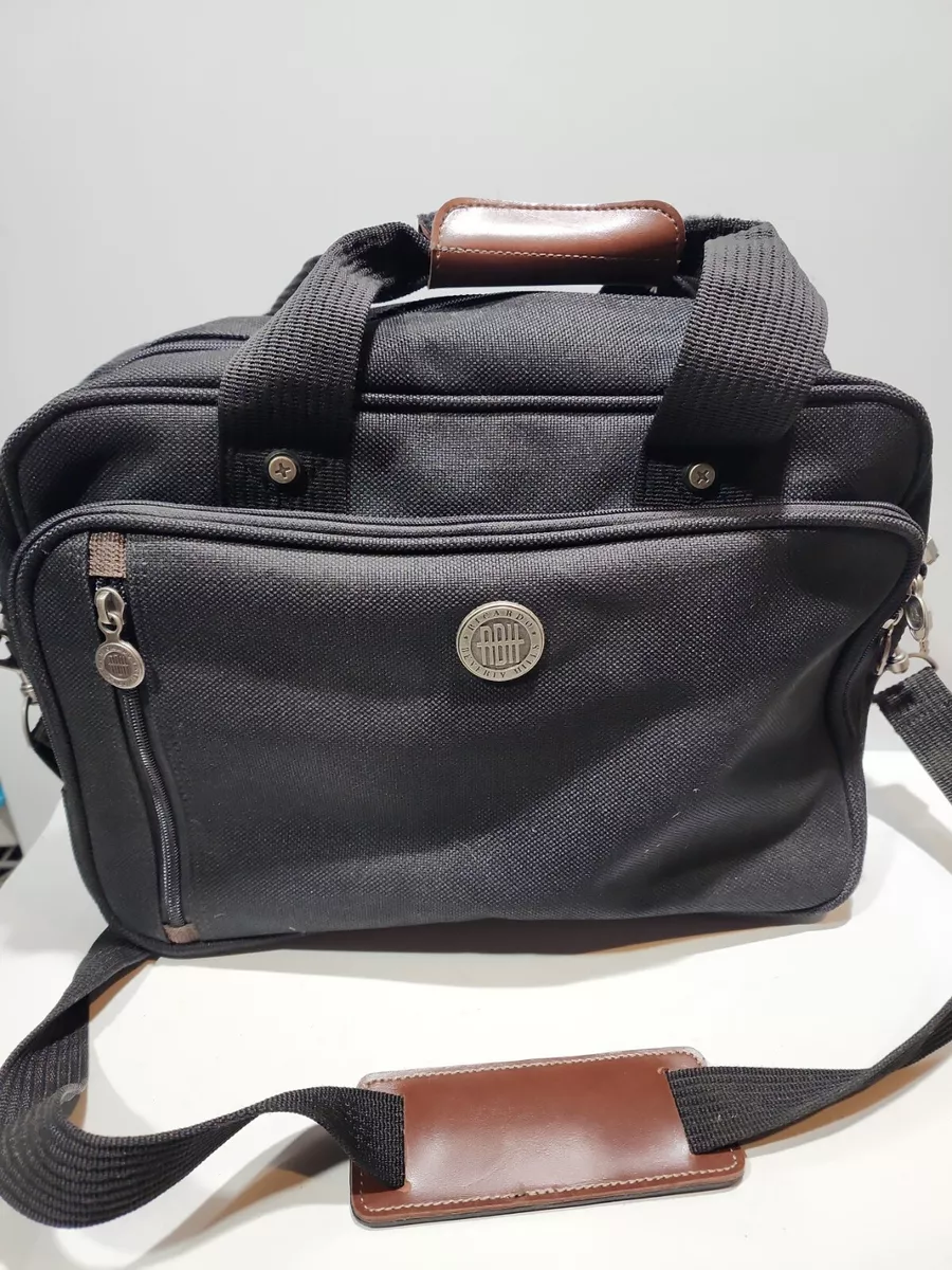 Ricardo beverly hills hanging toiletry bag hotsell