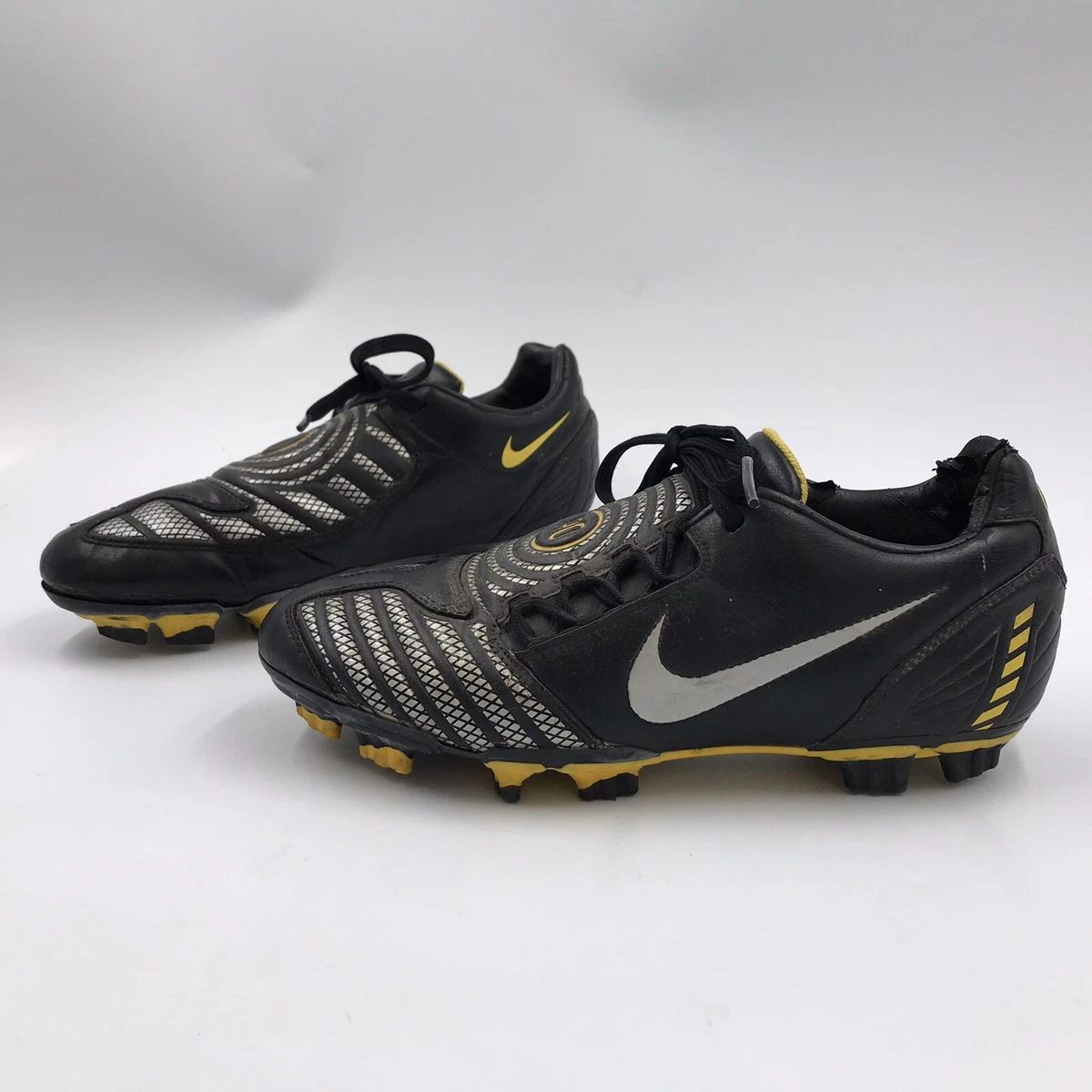 Vintage Nike T90 Total Ninety Soccer Cleats Men s Size 7 1 2 Black