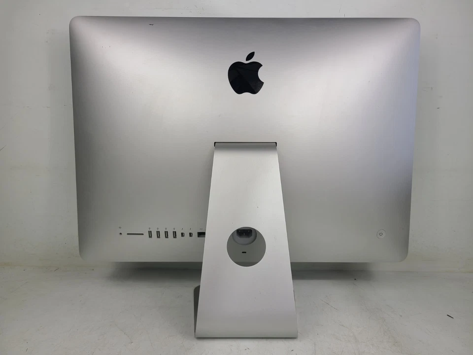 Apple iMac Late 2015 21.5": Intel Core i5-5575R @ 2.8 GHz - 8GB/1TB (TESTED) - Image 3 of 4