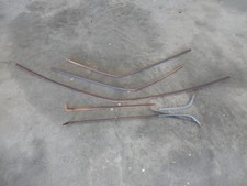 1974 Oldsmobile Cutlass Salon Vinyl Top Moldings Set 2-door