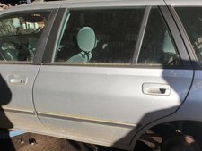 Porte arrière et accessoires Peugeot 406