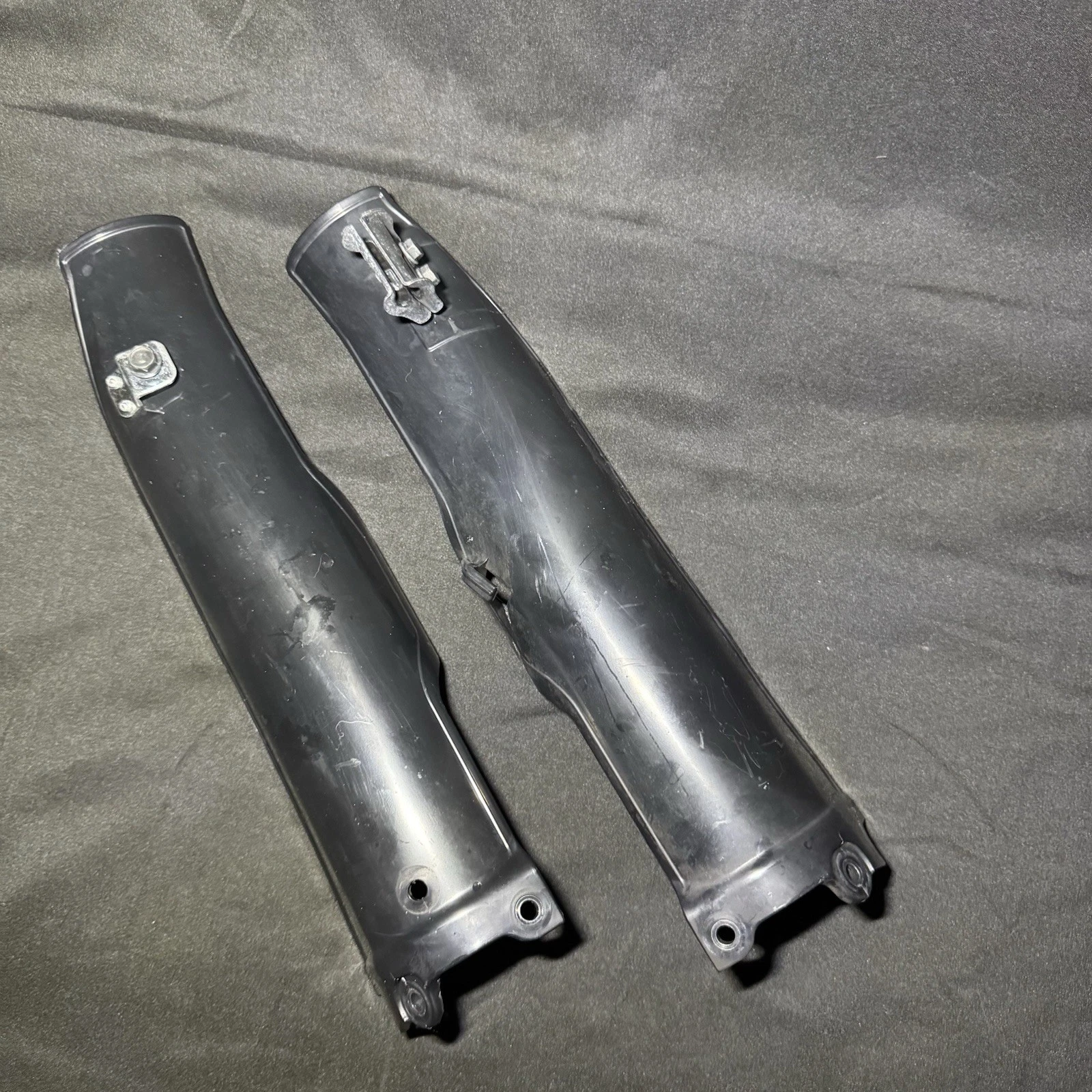 21-25 Kawasaki Klx300 Klx300sm Oem Front Left Right Fork Guards Shields Covers