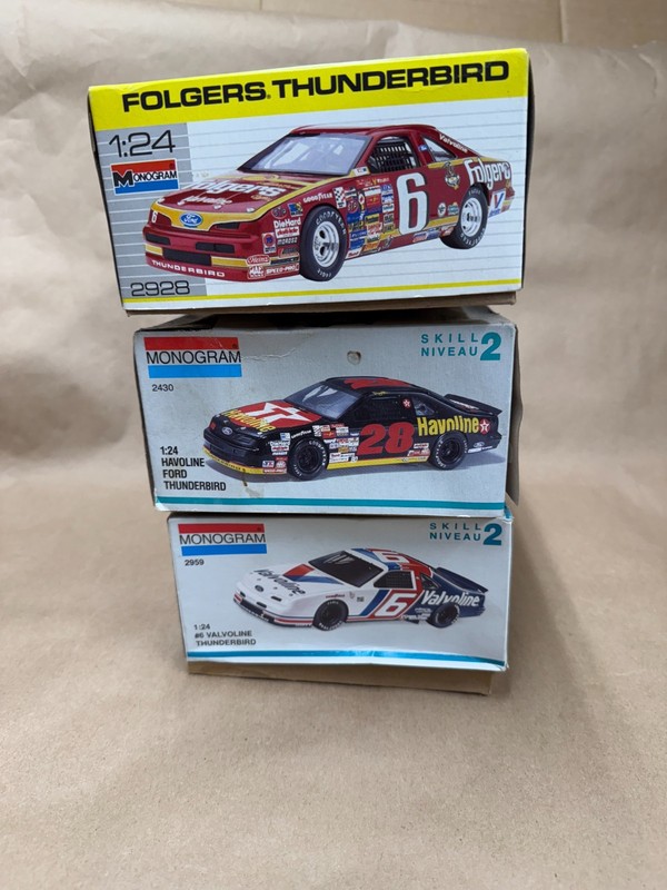WOW NASCAR Lot 3 1/24 Scale Kits Havoline Folgers Valvoline Monogram THUNDERBIRD