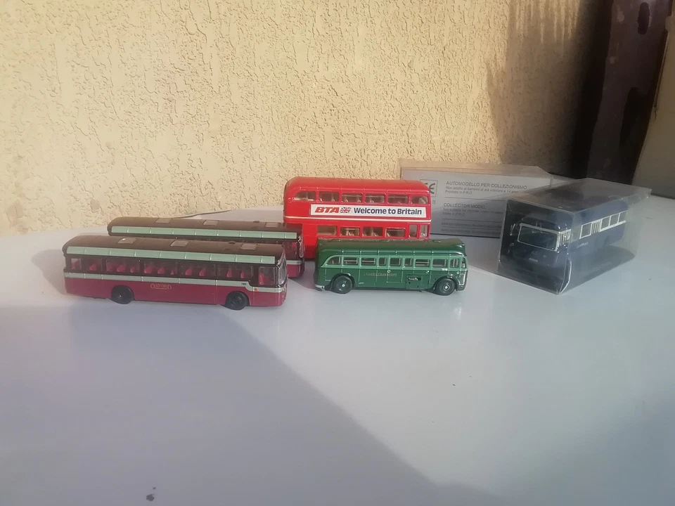 CORGI LOTTO 3 AUTOBUS 1/76 INTERAMENTE IN METALLO -3 - Immagine 3 di 3