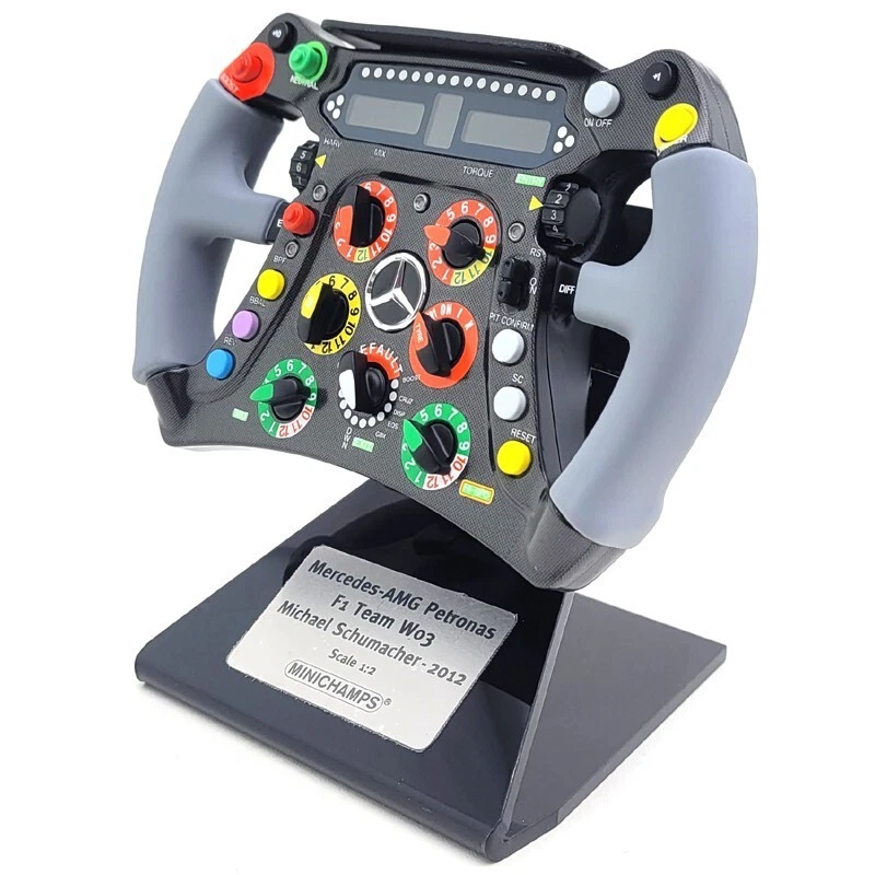 Volante Mercedes W03 del 2012 - Scala 1/2 Minichamps - Immagine 2 di 3