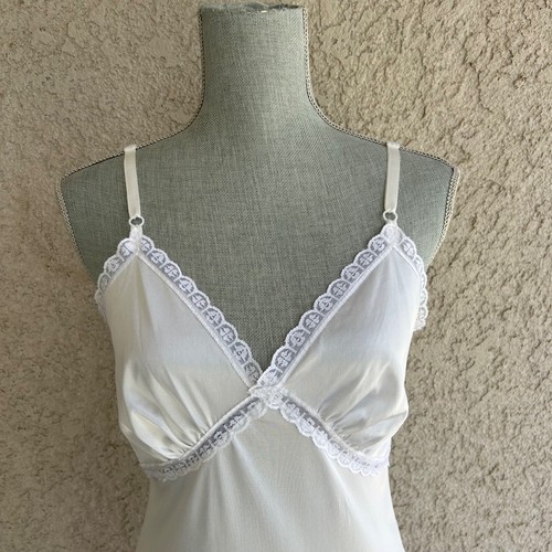 Vintage Sears White Nylon & Lace Slip Coquette Cottagecore Dress Size 34 - Picture 2 of 6