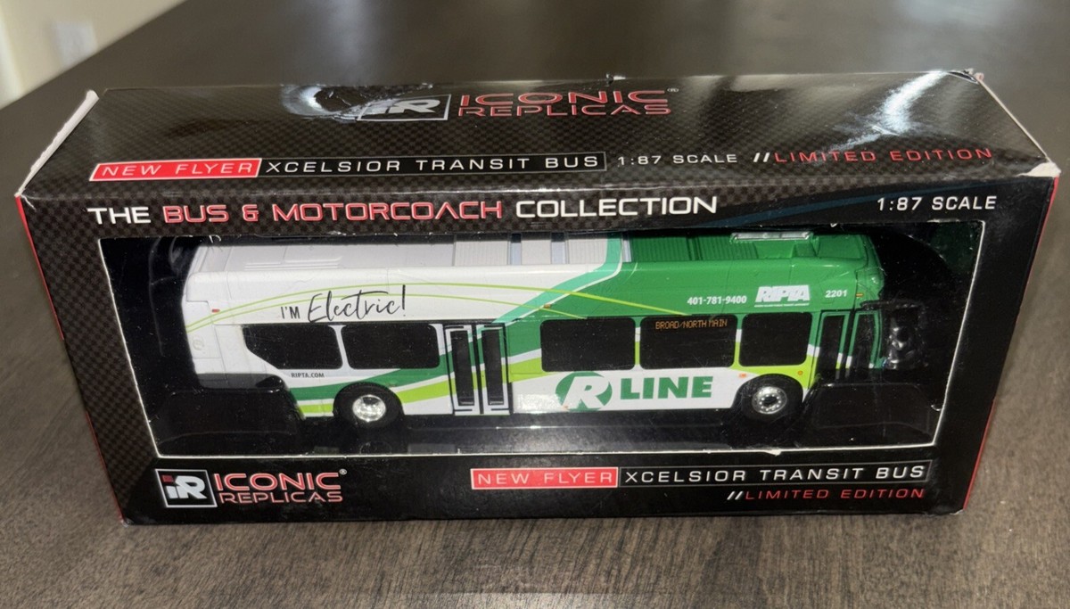 RIDE FUSExLTCコラボモデル 27cm ICONIC REPLICAS New Flyer Xcelsior Transit Bus Electric Bus RIPTA