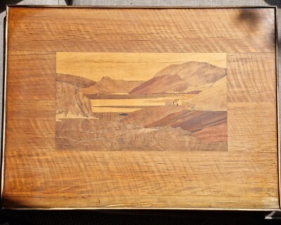 Art Deco Rowley Gallery Style Intarsien Tafel Nr.115 'Loch Glencoul' um 1920-1930