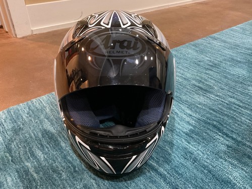 ARAI QUANTUM II 2 RACING DESIGN BLUE/SILVER FULL-FACE MOTORCYCLE HELMET XL - Picture 4 of 11