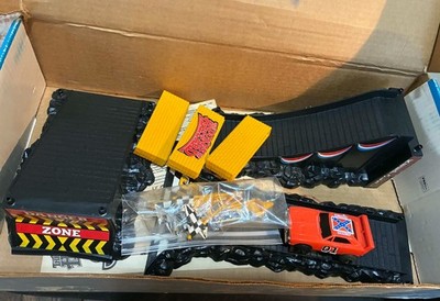 Dukes of Hazzard Speed Jumper Stunt Set 1982 Knickerbocker | eBay