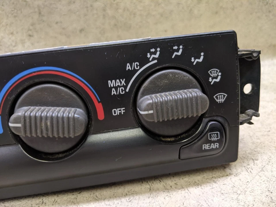 Control de temperatura para Chevrolet Blazer S10/Jimmy S15 b2-40 99-05 Foto 3 de 4