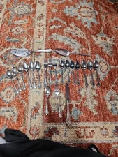 Lot of 21 Mixed Vintage Oneida Roger Korea Stainless Flatware