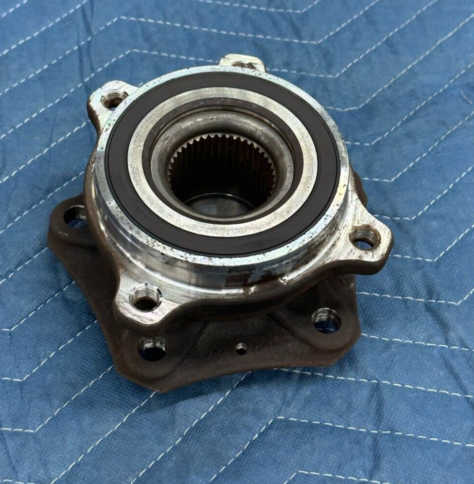 2019 Bentley Bentayga REAR LEFT RIGHT / WHEEL HUB BEARING OEM 4M0407625B