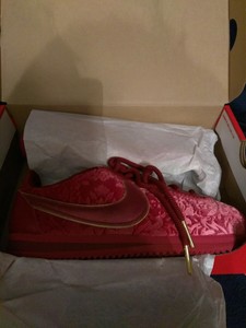 red velvet cortez