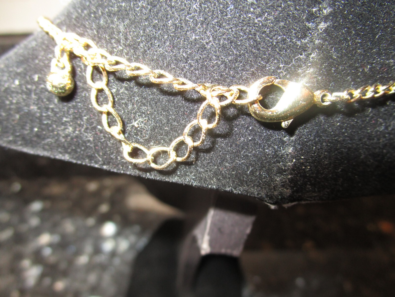 Simple Elegant Triangle Collar Necklace gold tone… - image 6