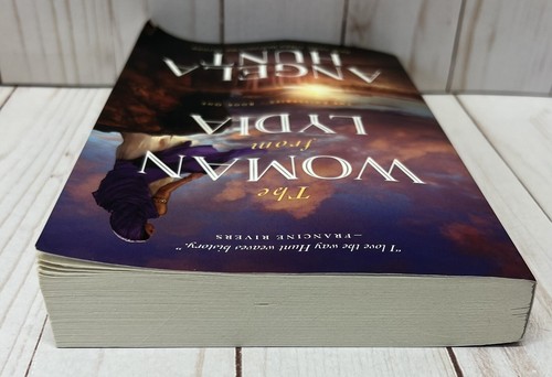 The Woman From Lydia by Angela Hunt The Emissaries Series Book 1 Softcover - Imagen 7 de 7