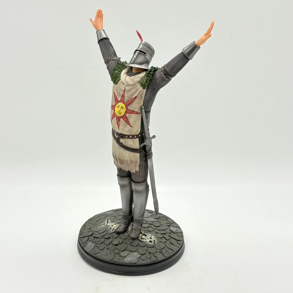 Dark Souls Solaire of Astora Sun Warrior 14" Estatua Pandora X Edición Limitada 75/200 Foto 3 de 4