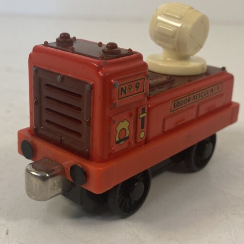 Thomas & Friends 2003 2004 Lot of 3 Harvey, Spot Light Car And Hose Car - Picture 7 of 14