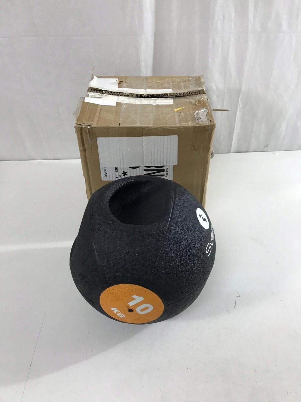 Balón medicinal Sveltus 10 kg con asas