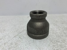1-1/4" 1-1/4" x 3/4" Black Iron Reducing Coupling Malleable Iron lot of 7 