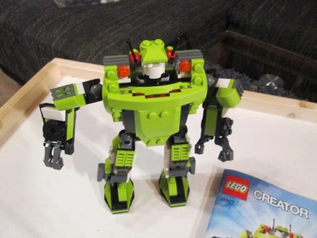 LEGO Creator 31007 Power Mech, Foto 4 von 4