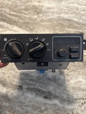 1993-1995 Jeep Grand Cherokee Temperature Control Unit Oem 55036400 1993-1995 Jeep Grand Cherokee Temperature Control Unit Oem 55036400
