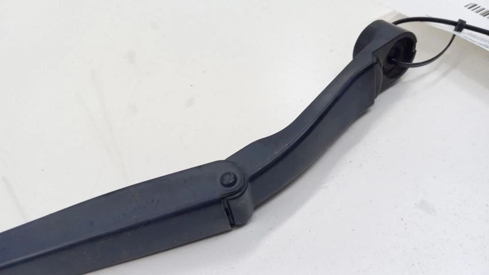 Cierre maletero Nissan Versa 2008 2009 2010 2011 2012 Foto 2 de 4