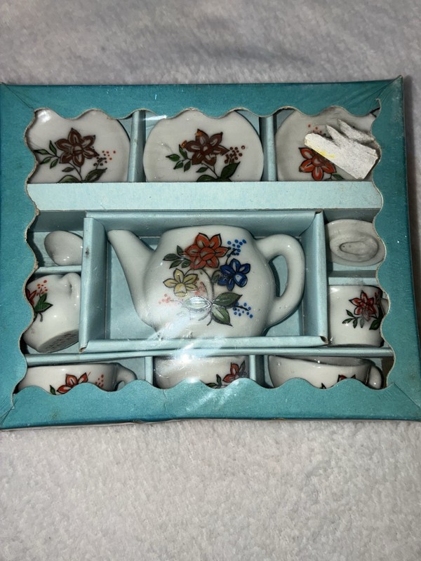 Vintage Antique Miniature Toy China Teapot Sets Sonsco Made In Japan NIB 2 Sets