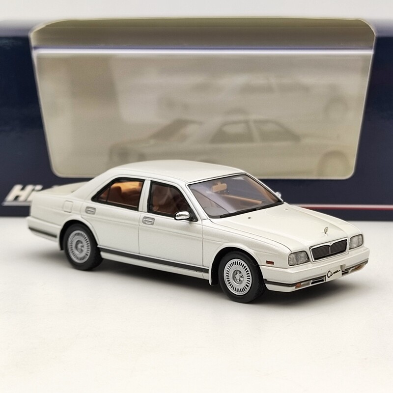 Hi Story 1:43 1991 Nissan Cima Type III Limited L White