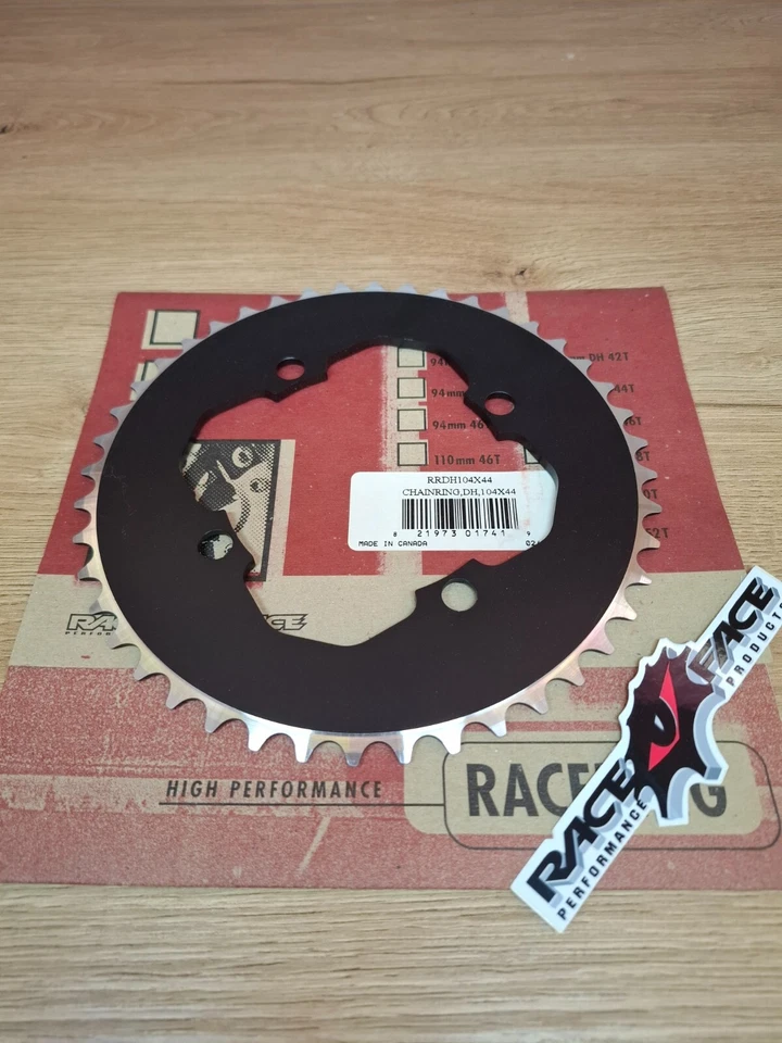 Retro Vintage Bicycle Parts NIB NOS RaceFace  Chainring Sprocket 104mm 44T - Image 3 of 4
