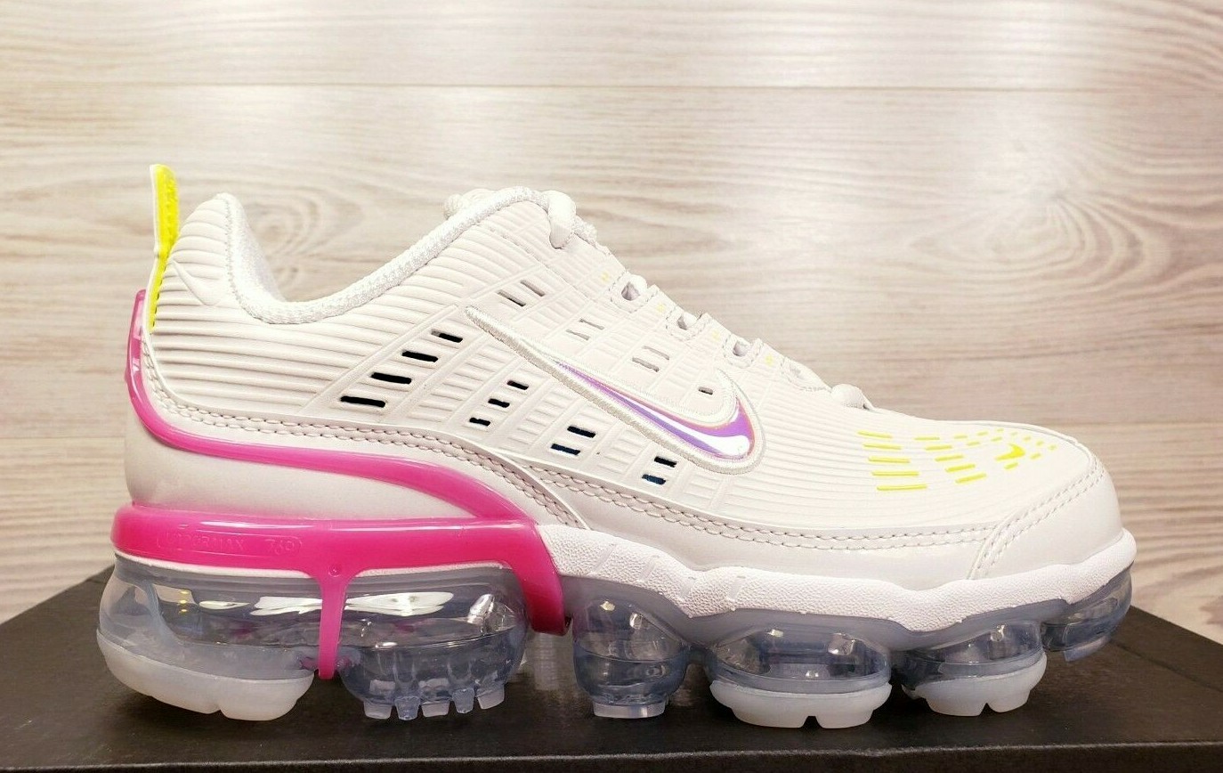 womens white and pink vapormax