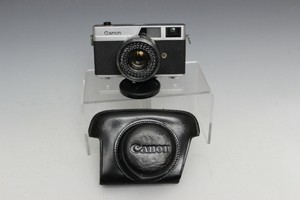 Vintage-Canon-Canonet-QL17-35mm-Rangefinder-Camera-w-45mm-F1-7