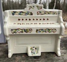 Vintage PORCELAIN PIANO THOREN'S DISTRIBUTED BY SILVERITE CO. NY Sommer LePors
