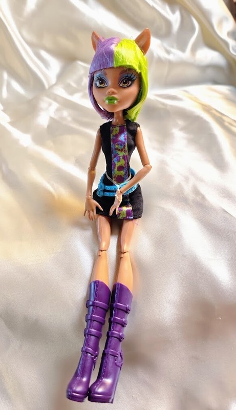Monster High Maul Monsteristas Clawdeen Wolf Doll Mattel OUT OF BOX BARELY USED