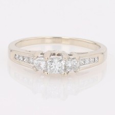 .45ctw Princess Cut Diamond Three-Stone Engagement Ring 14k White Gold Size 5.75