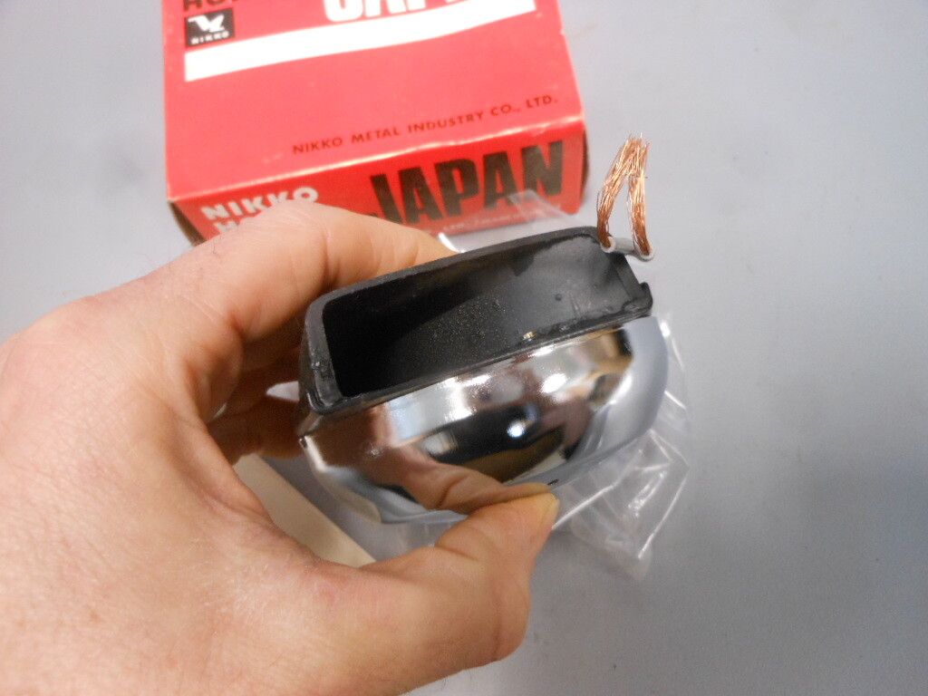 s-l1200.jpg s-l1200.jpg
