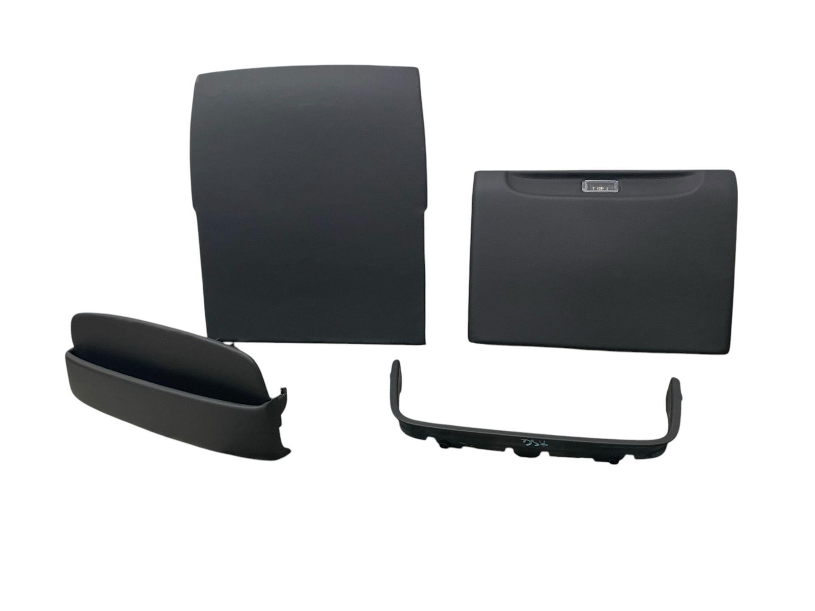 2013-2019 BENTLEY FLYING SPUR PASSENGER RIGHT FRONT SEATBACK COVER MOLDING SET