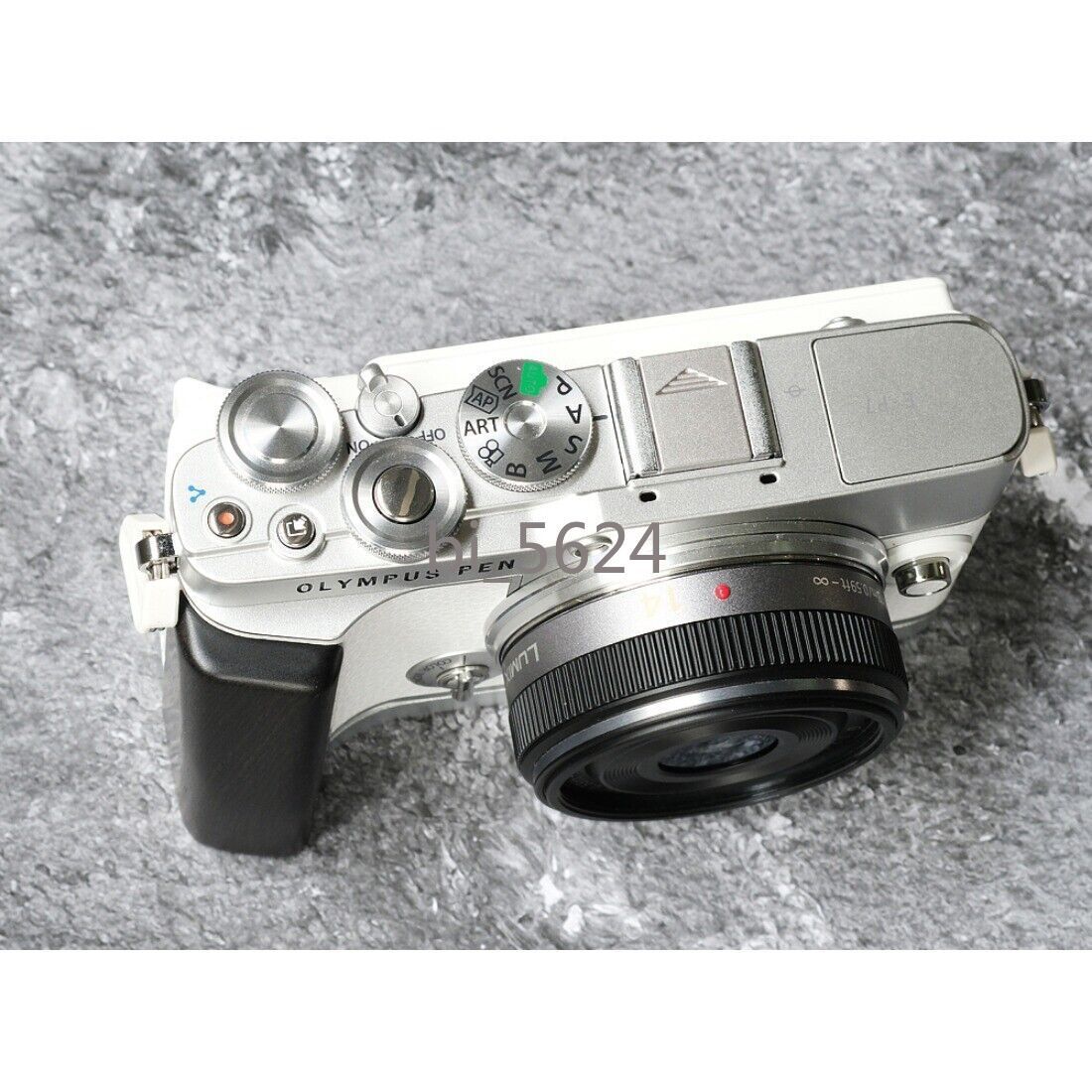 Handmade Wooden Ebony L Hand Grip Holder for Olympus PEN E Handmade Wooden Ebony L Hand Grip Holder for Olympus PEN E